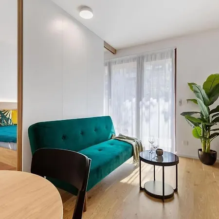 Legenda Self Check-in - Free Parking Apartment