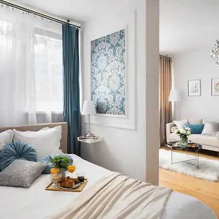 Daire Legenda Self Check-in - Free Parking Bratislava