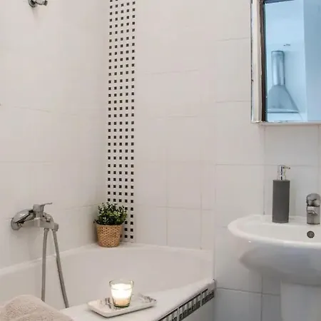Legenda Self Check-in - Free Parking Apartment *